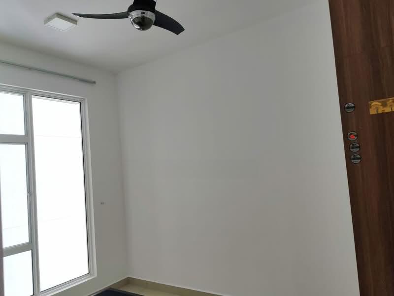 M Condominium @ Larkin - 2