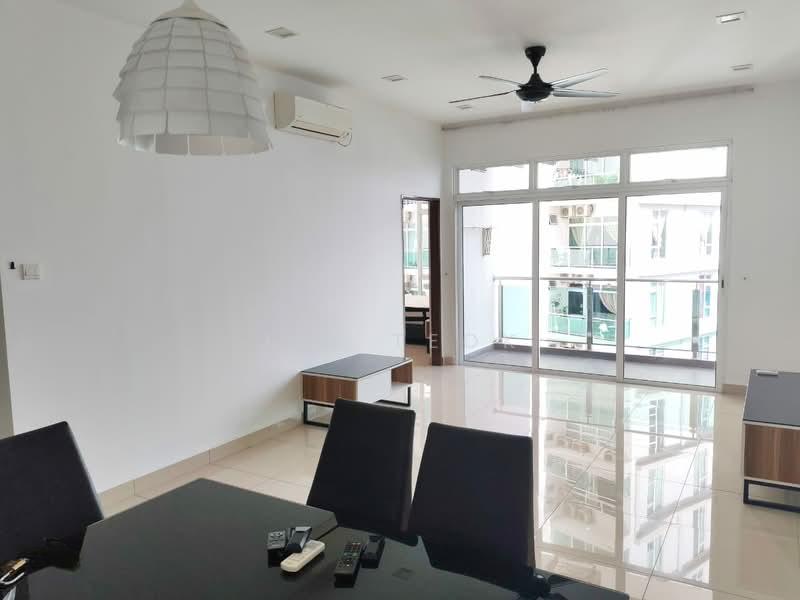 M Condominium @ Larkin - 4