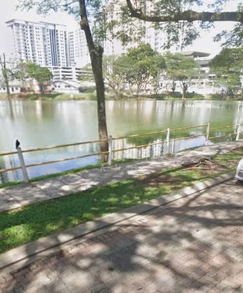 Taman Mount Austin - 4