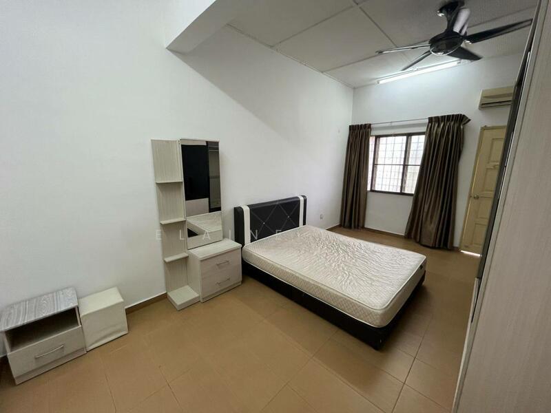 Taman Johor Jaya - 2