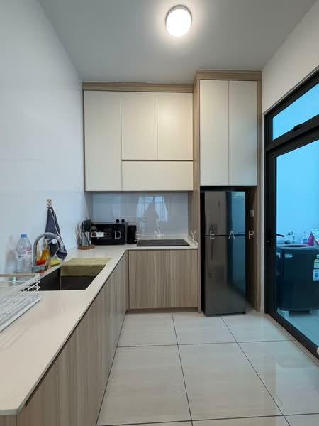 Queens Residences Q2 @ Queens Waterfront - 2