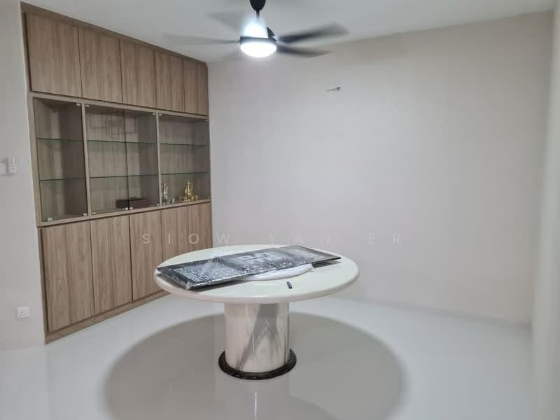 The Straits View Condominium - 2