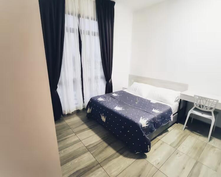 Kenwingston Square Garden - 2