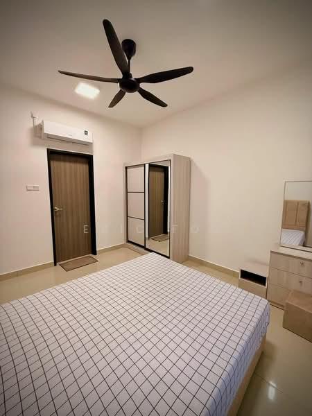 TRELLIS RESIDENCES - 5