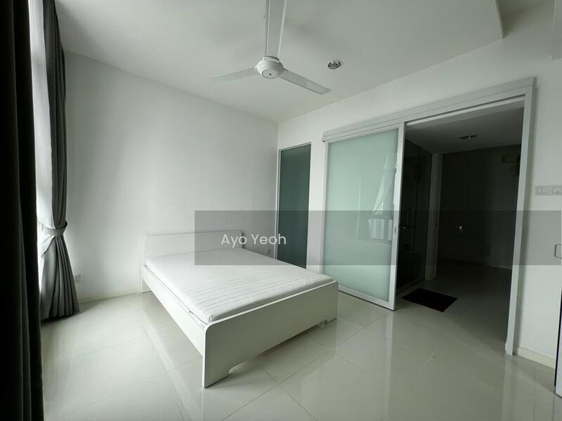 Tropicana Avenue - 1