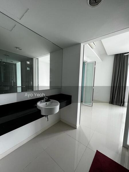 Tropicana Avenue - 3