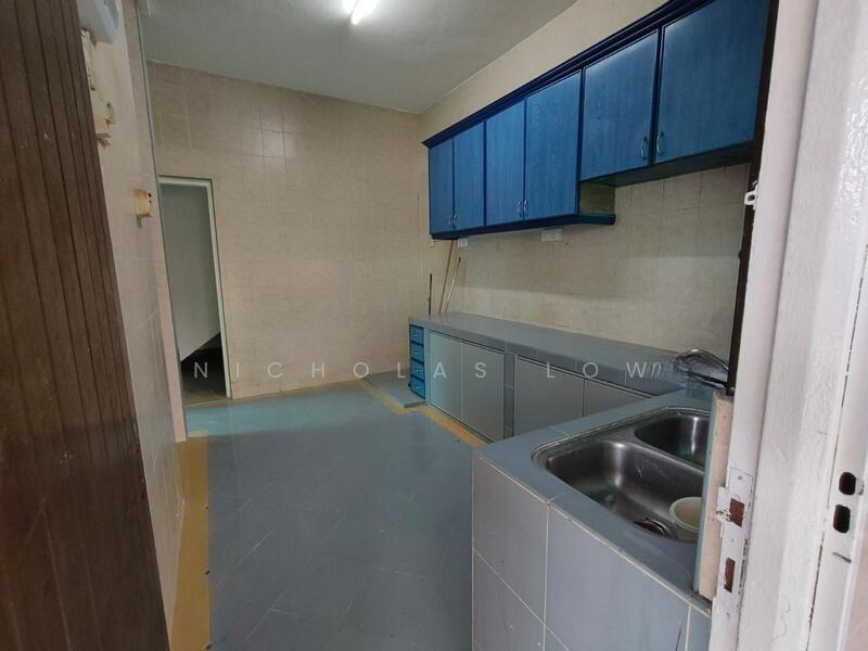 Taman Kolam Air Jalan Chantek Semi-D - 5