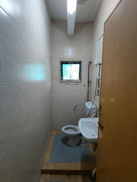 Taman Kolam Air Jalan Chantek Semi-D - 4