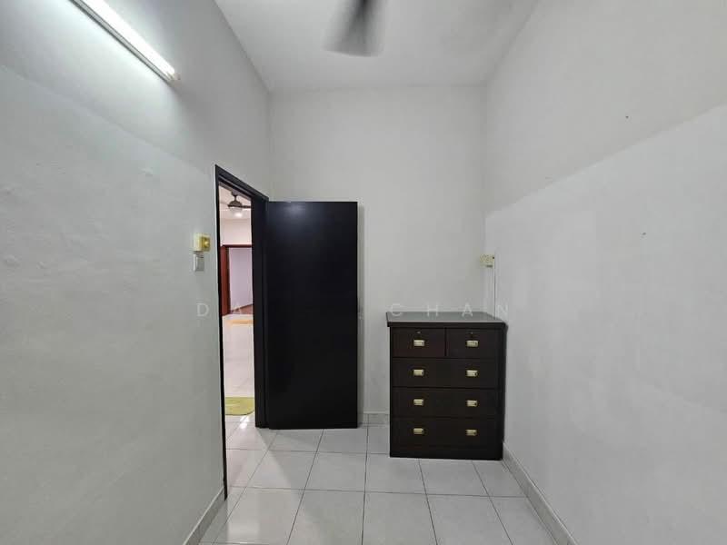 Bukit Indah - 3