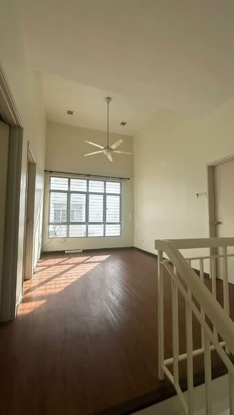 INDAH RESIDENCES, KEMUNING UTAMA - 4