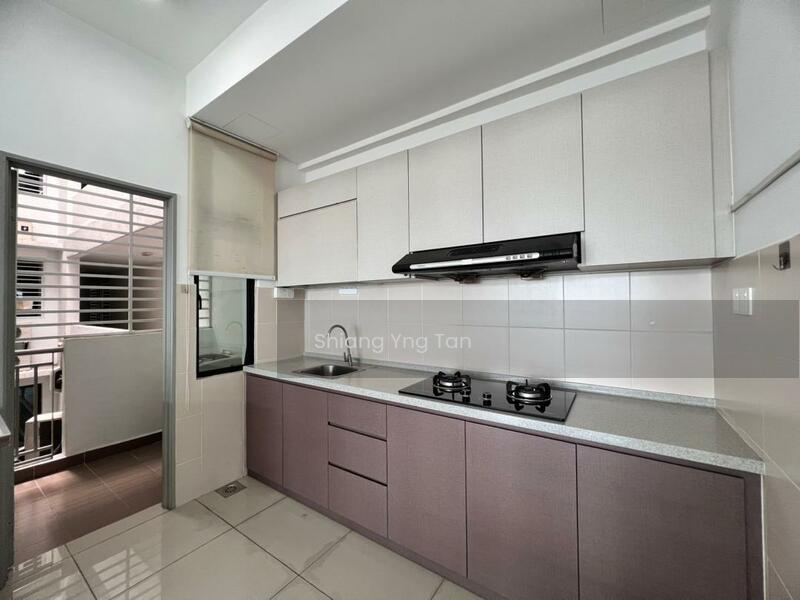Austin Regency (Pangsapuri Austin Perdana) - 2