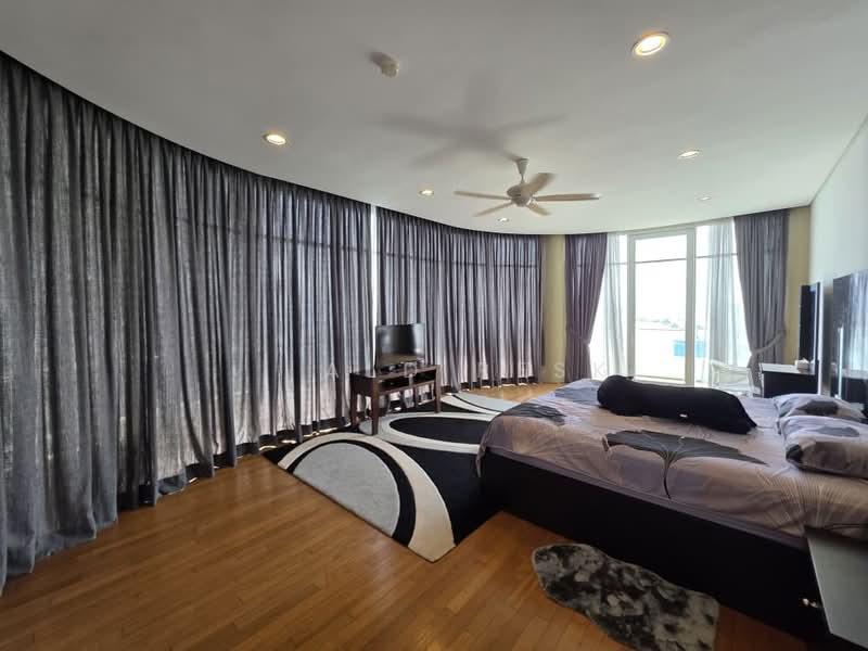 8 Gurney (The Shore Condominium) - 3