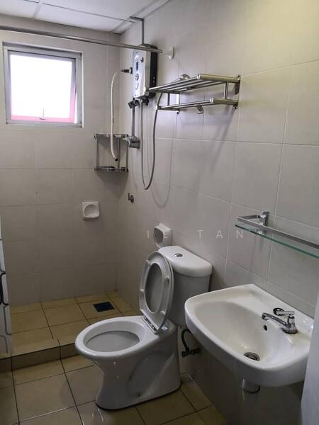 Main Place Residence - 4