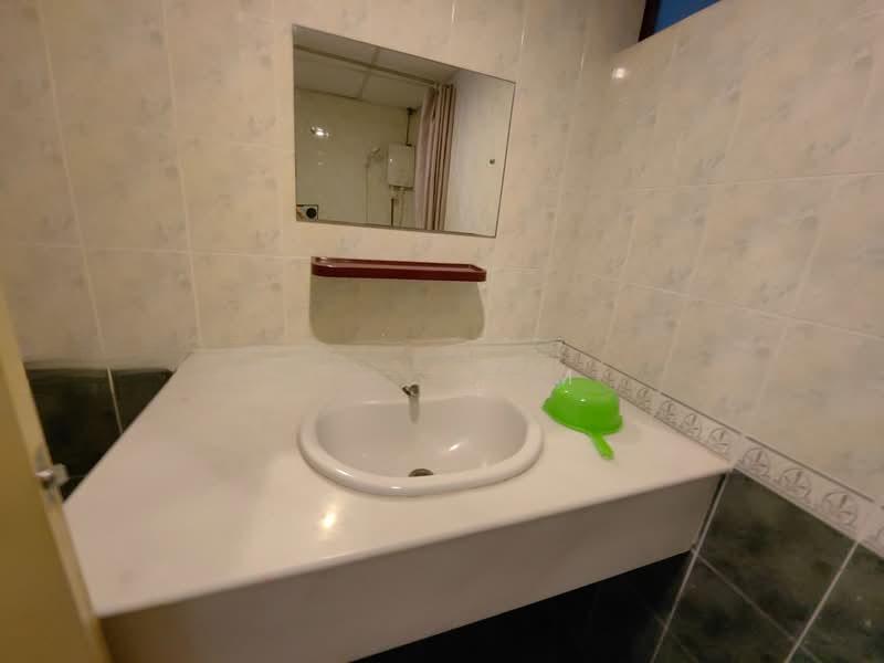 Marina Bay Condominium - 5