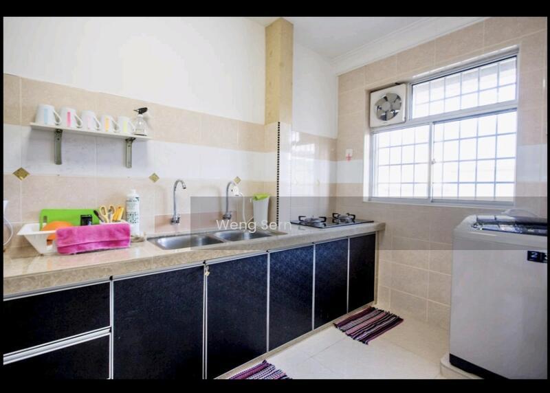 Palm & Nipah Court (Pangsapuri Nipah) - 3