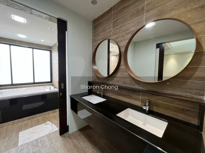 East Ledang Noble Park Bungalow with pool - 5