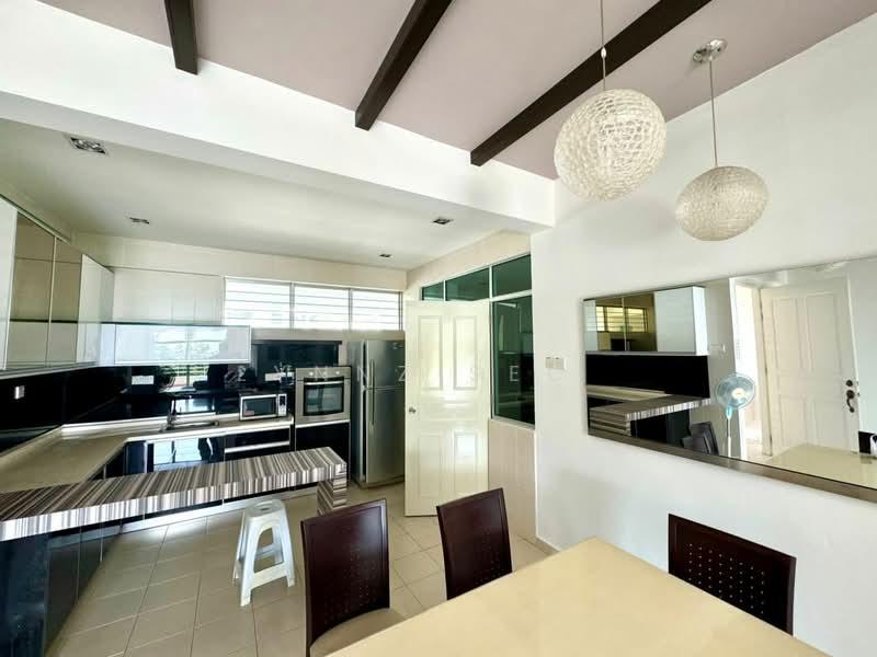 The Waterfront Condominium - 5