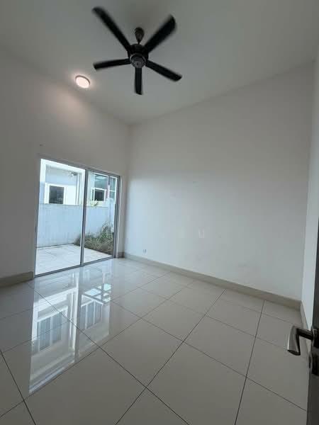 Villa Heights @ Taman Equine - 3
