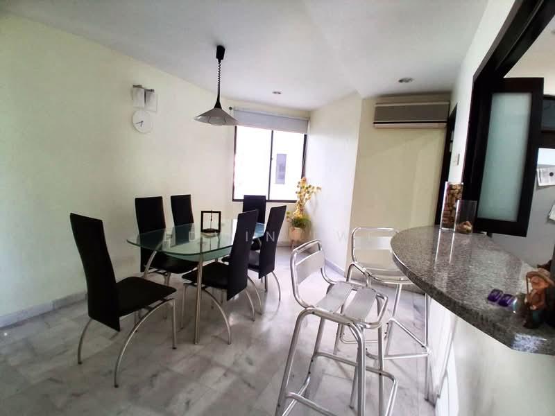 Marina Tower (Ratu Mutiara) - 4