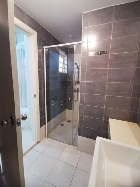Challis Damansara - 4