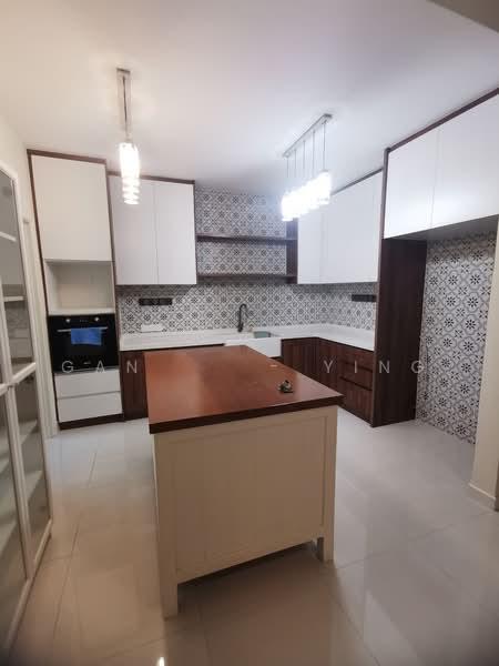 Challis Damansara - 5