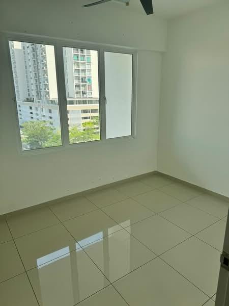 Emerald Residence - 2