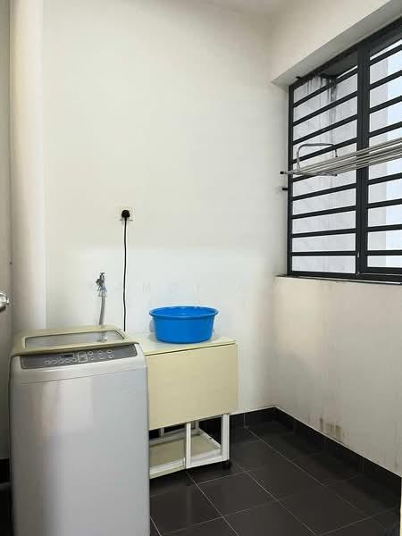 Aliff Avenue (Dwi Alif) - 4