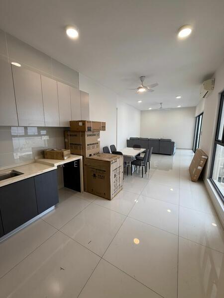 Kings Bay @ Country Garden Danga Bay - 3