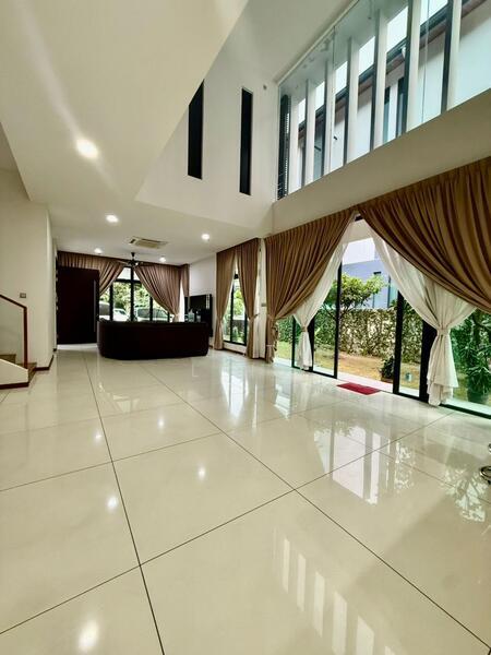 Senibong Cove - Isola Grandeur - 2