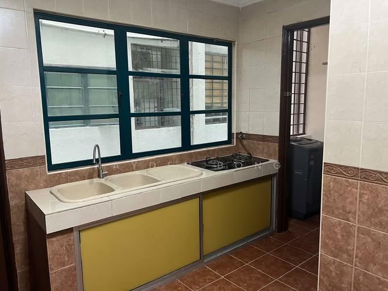 Corinthian Condominium - 4