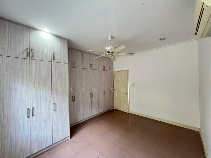 Titiwangsa, KLCC, Taman U-Thant, Ampang Hilir, 53200, Kuala Lumpur. - 5