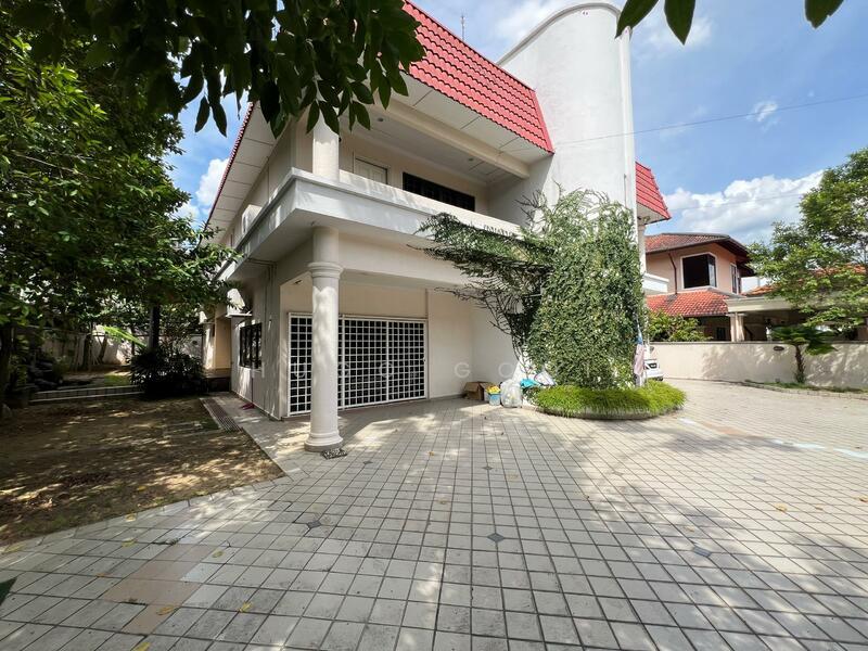 Titiwangsa, KLCC, Taman U-Thant, Ampang Hilir, 53200, Kuala Lumpur. - 1