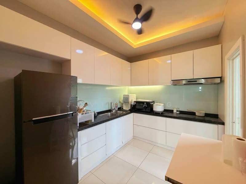 Bayswater Resort Condominium - 4