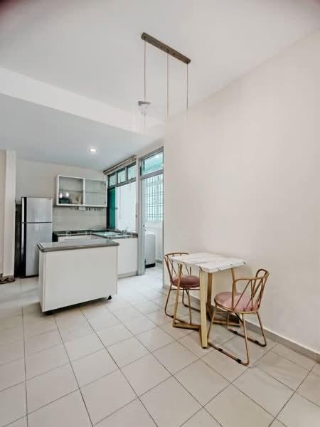 Lake View Suites - 3
