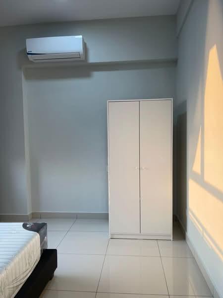 Tropicana Bay Residences - 4