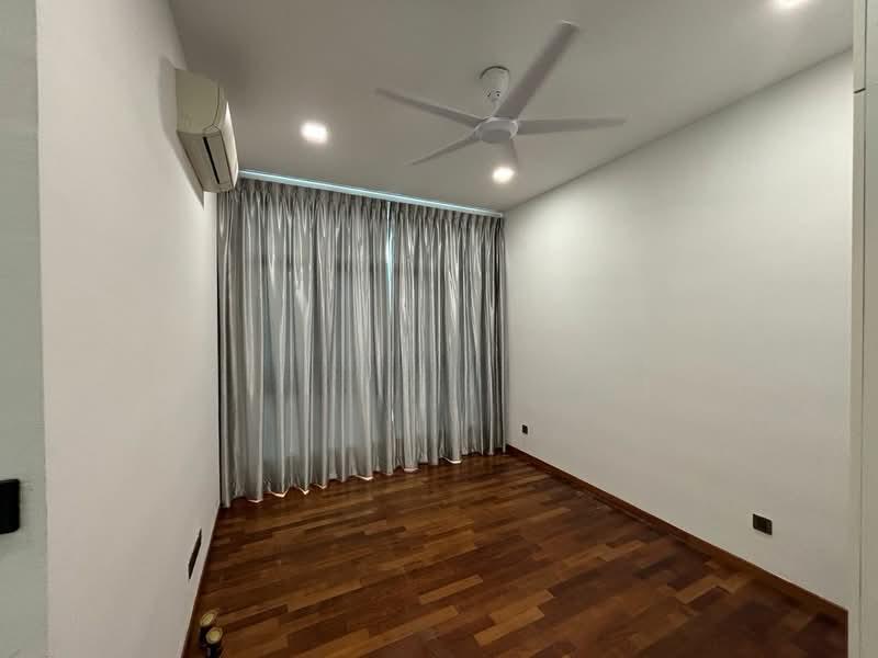 Summerscape Luxury Condominium - 3