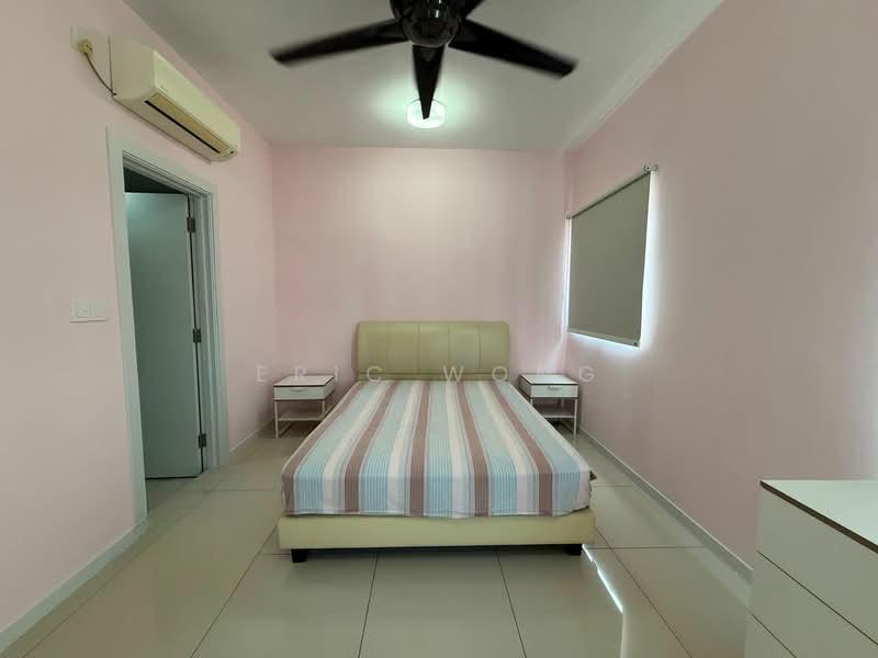 Ujana Executive Apartment - 2