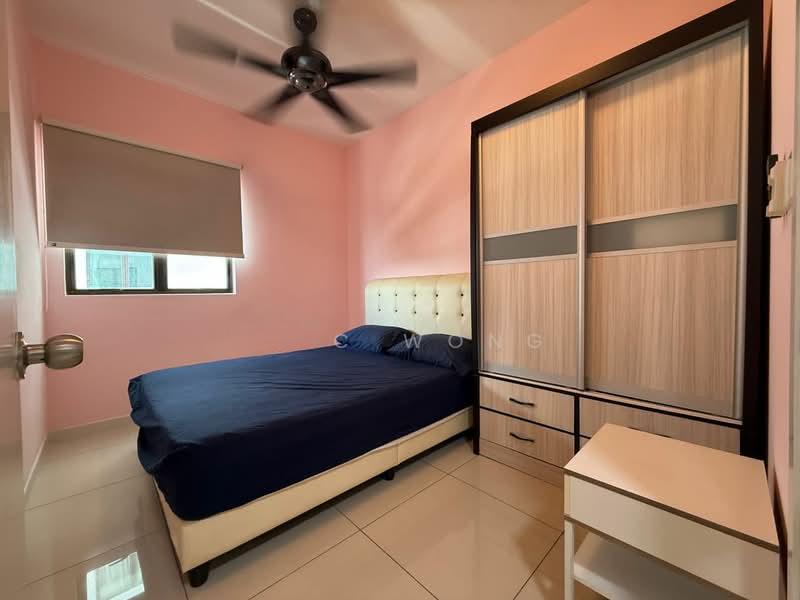 Ujana Executive Apartment - 3