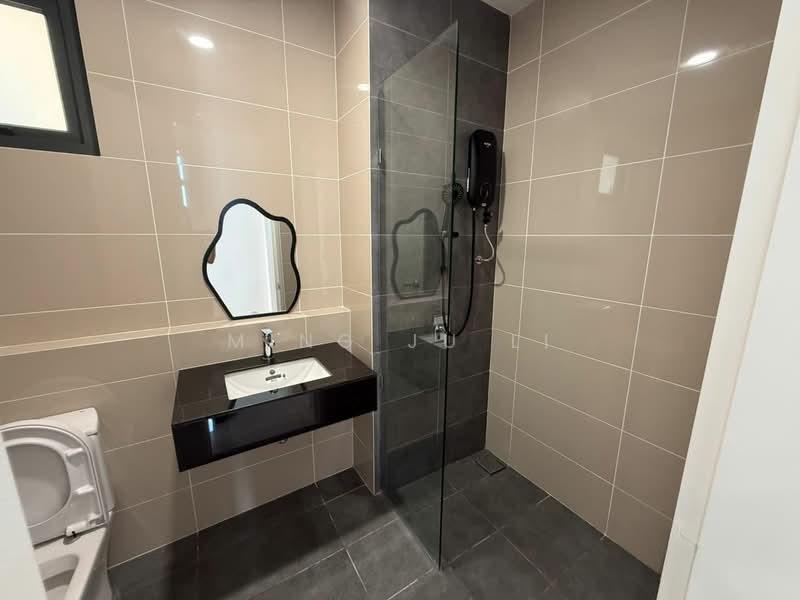 The Maple Residences - 4