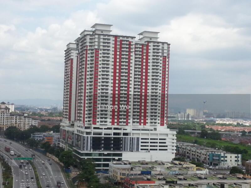 Main Place Residence - 4