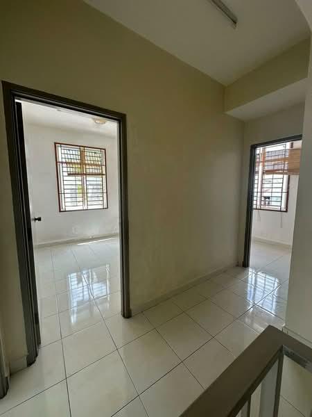 Taman Mengkibol - 2
