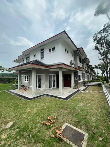 Perdana Lakeview East - 2