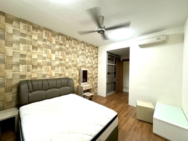 Central Park condominium - 2