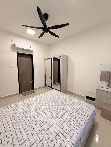 TRELLIS RESIDENCES - 5