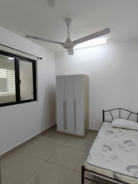 Avia Plus, Bandar Country Homes - 4