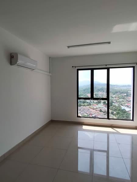 Avia Plus, Bandar Country Homes - 2