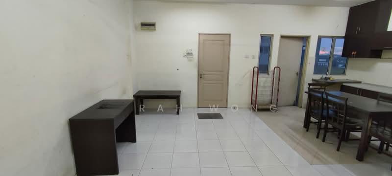 Unipark Condominium - 4