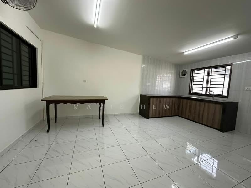 Taman Iskandar - 2