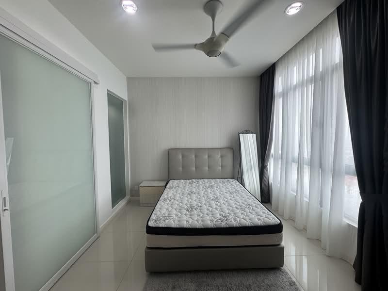 Tropicana Avenue - 4