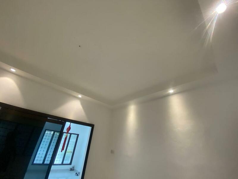 Stulang laut, Commercial Bungalow - 5